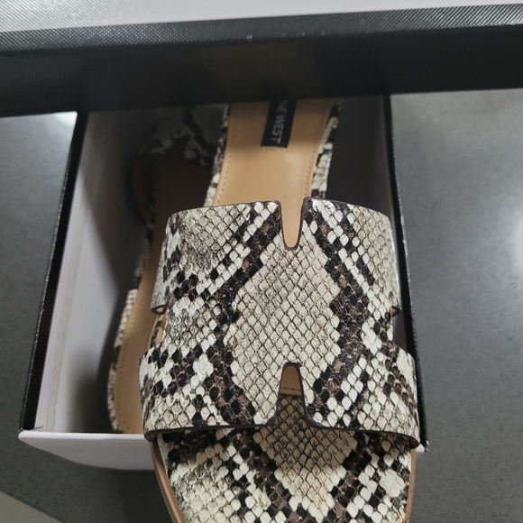 Woman's Ivory Multi Creme Sandals - Picture 2 of 3